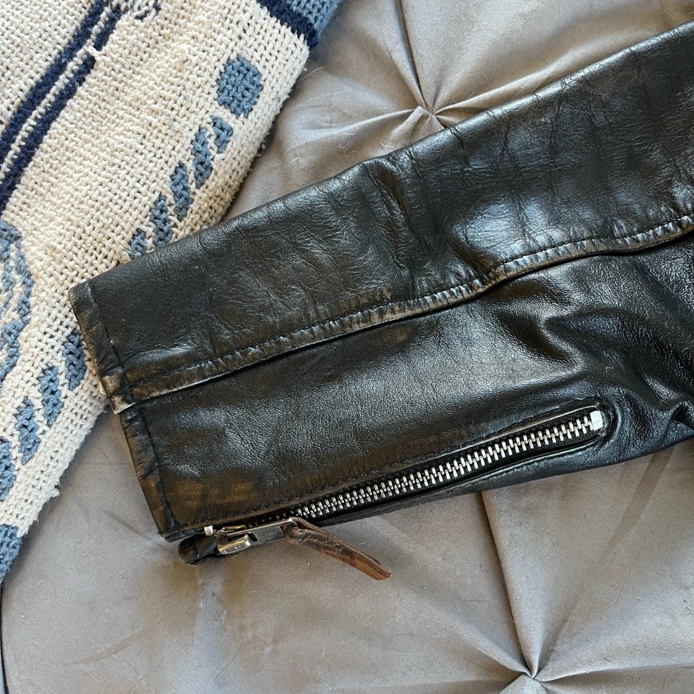 Genuine Harley Jacket - Picture 6 of 10